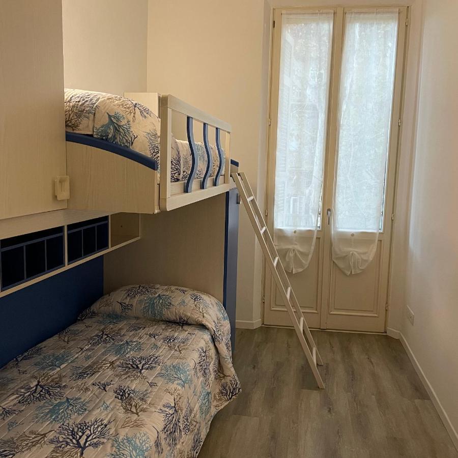 Un Balcone Sul Centro Storico Apartment Reggio Emilia Luaran gambar